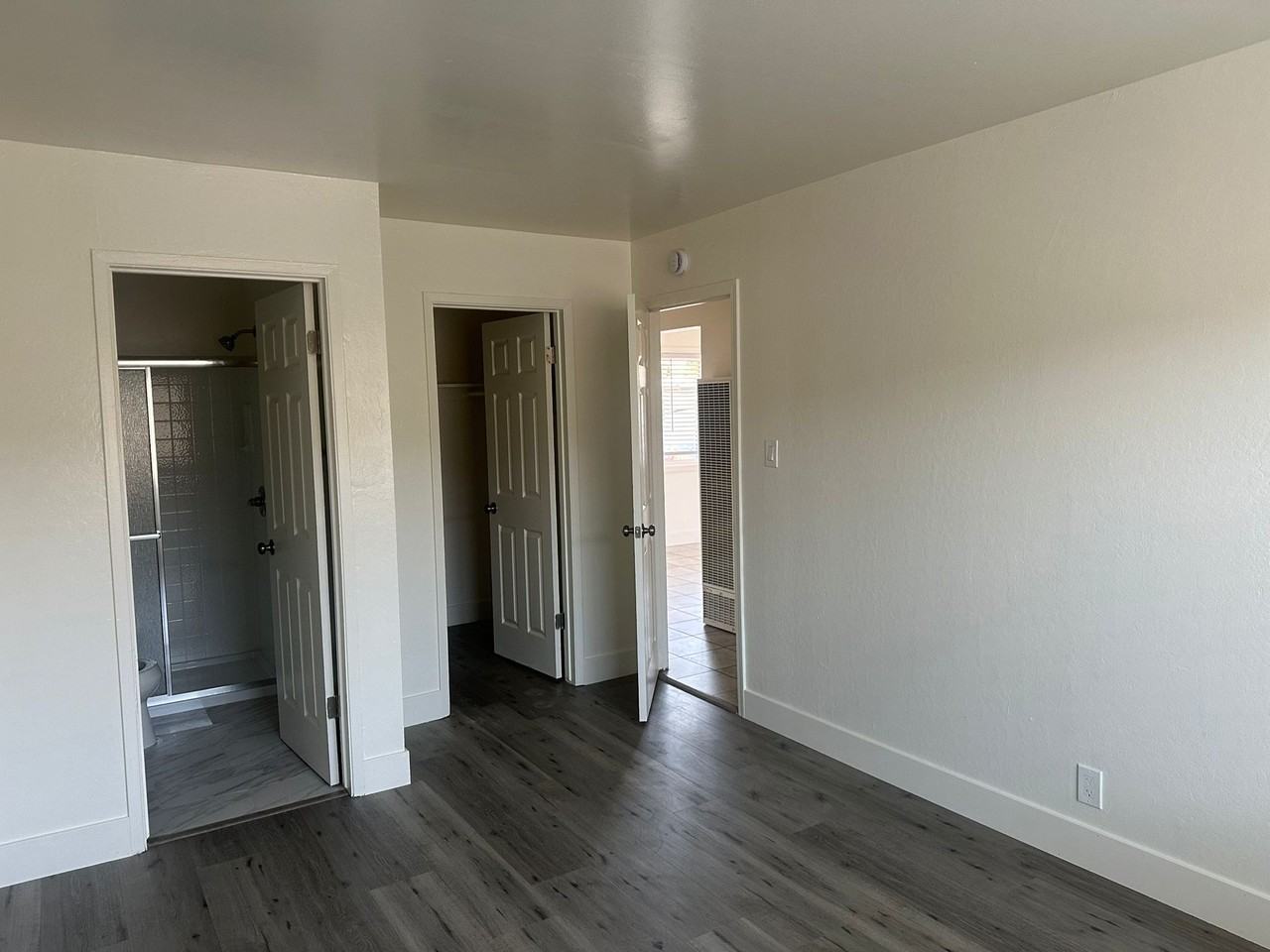 27435 Manon Avenue #4 - Photo 5 of 13