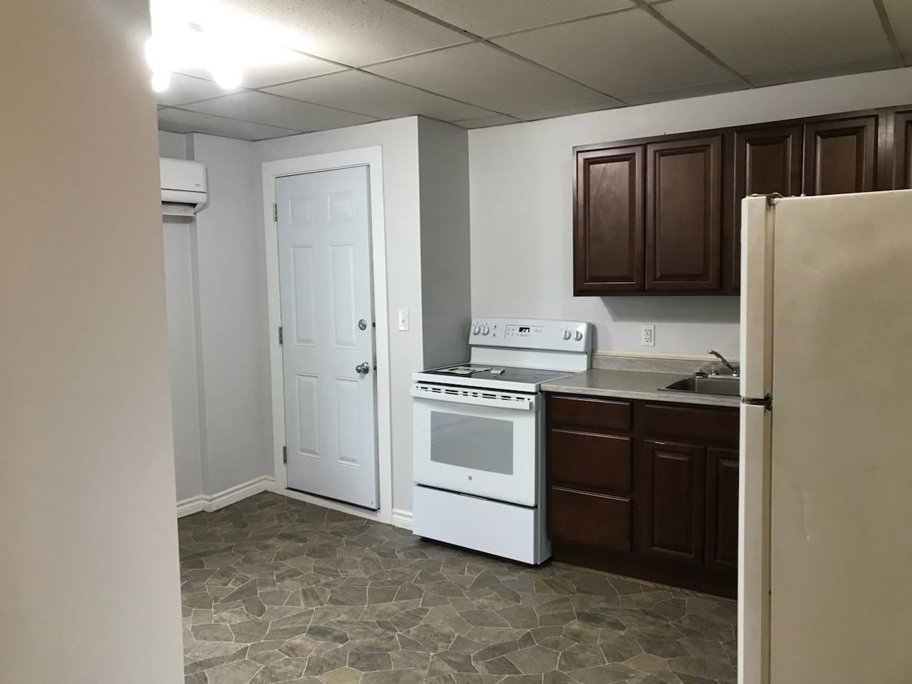 461 1-461 Church Street #1 - Photo 2 of 5