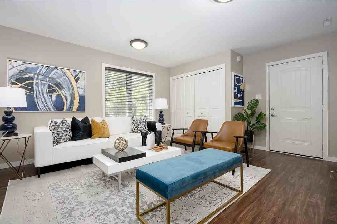 199 Kitson St #4 - Photo 4 of 10