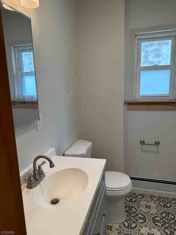 252 N 7th St - Photo 5 of 7