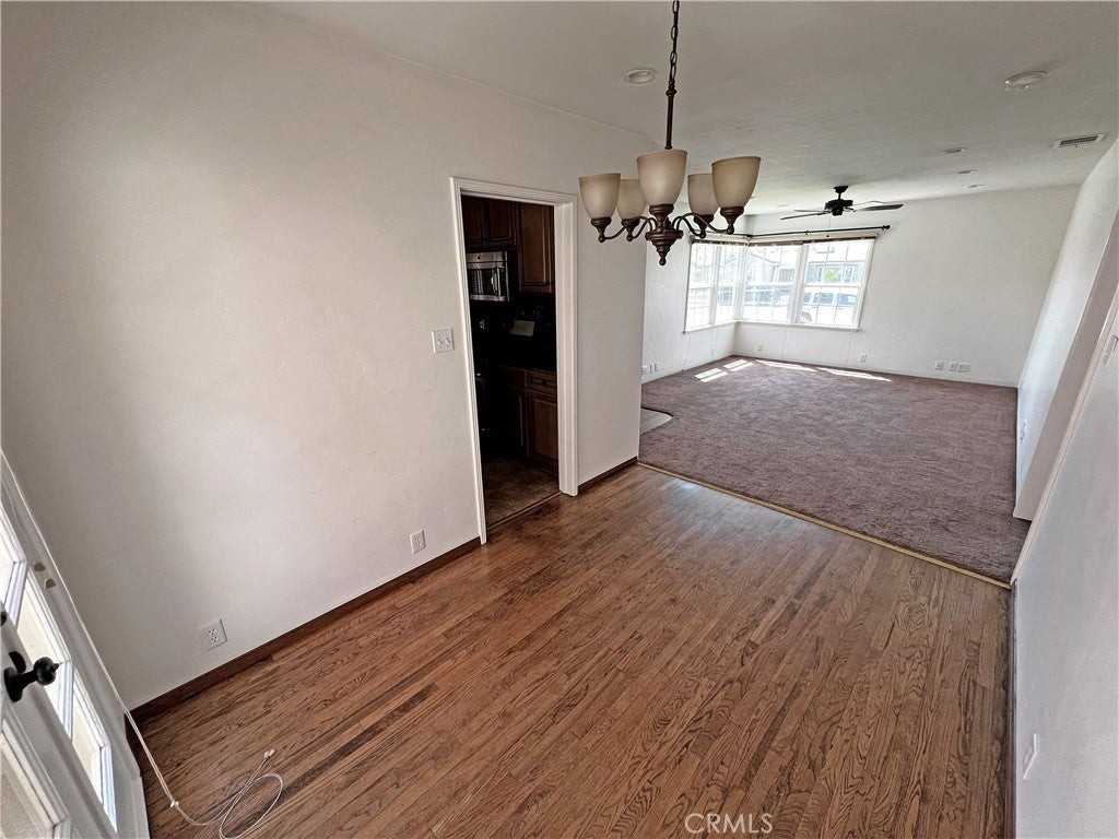 782 Lewis St - Photo 6 of 20