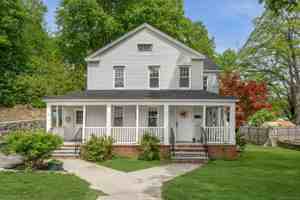 featured image of 35 South St