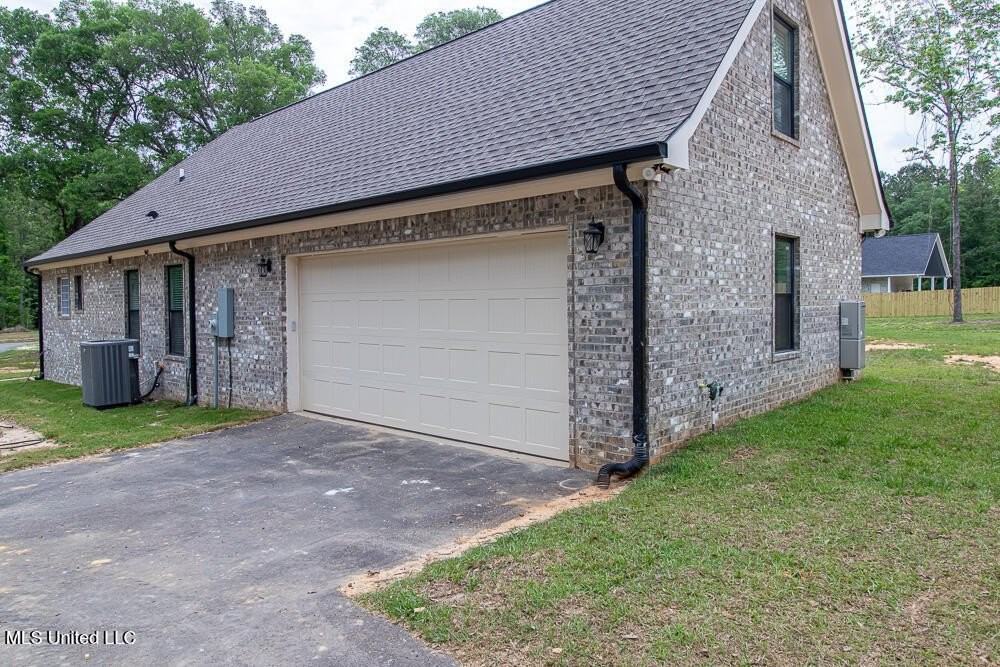 17121 Hillcrest Ridge Dr - Photo 2 of 17