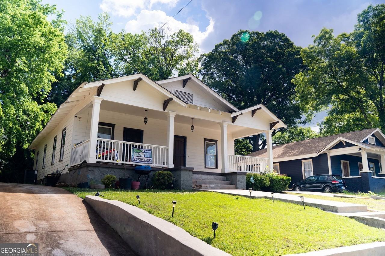 825 Brookline St Sw - Photo 2 of 14