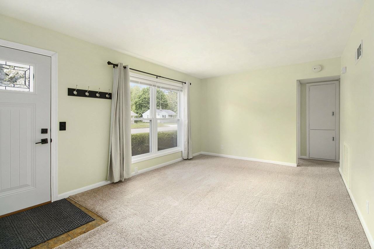 2721 Glendale Blvd - Photo 3 of 17