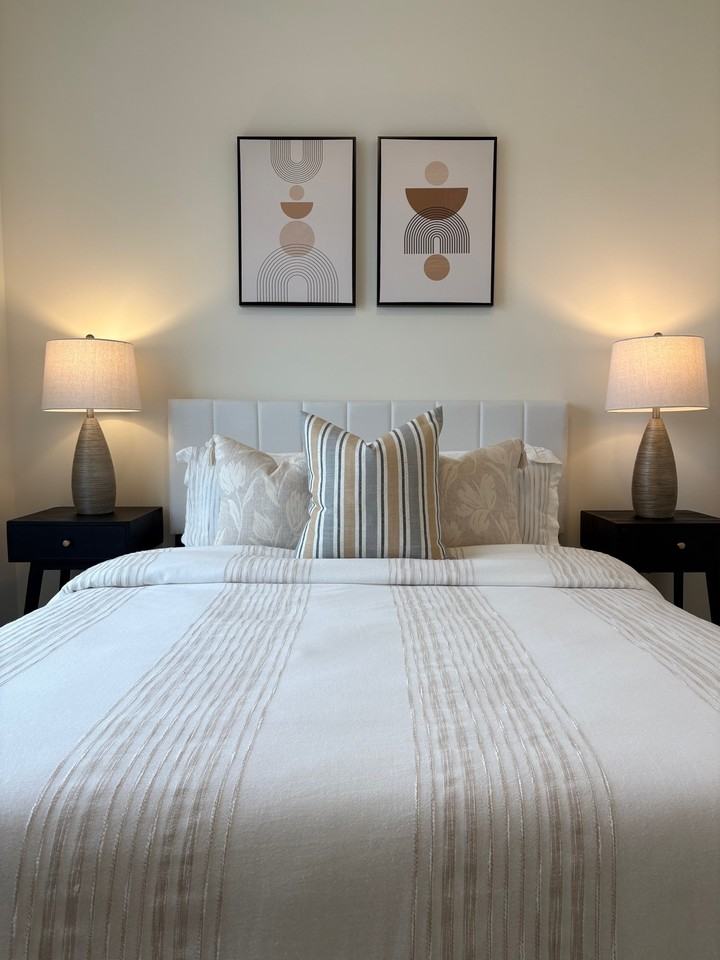 ROXY - Photo 3 of 12