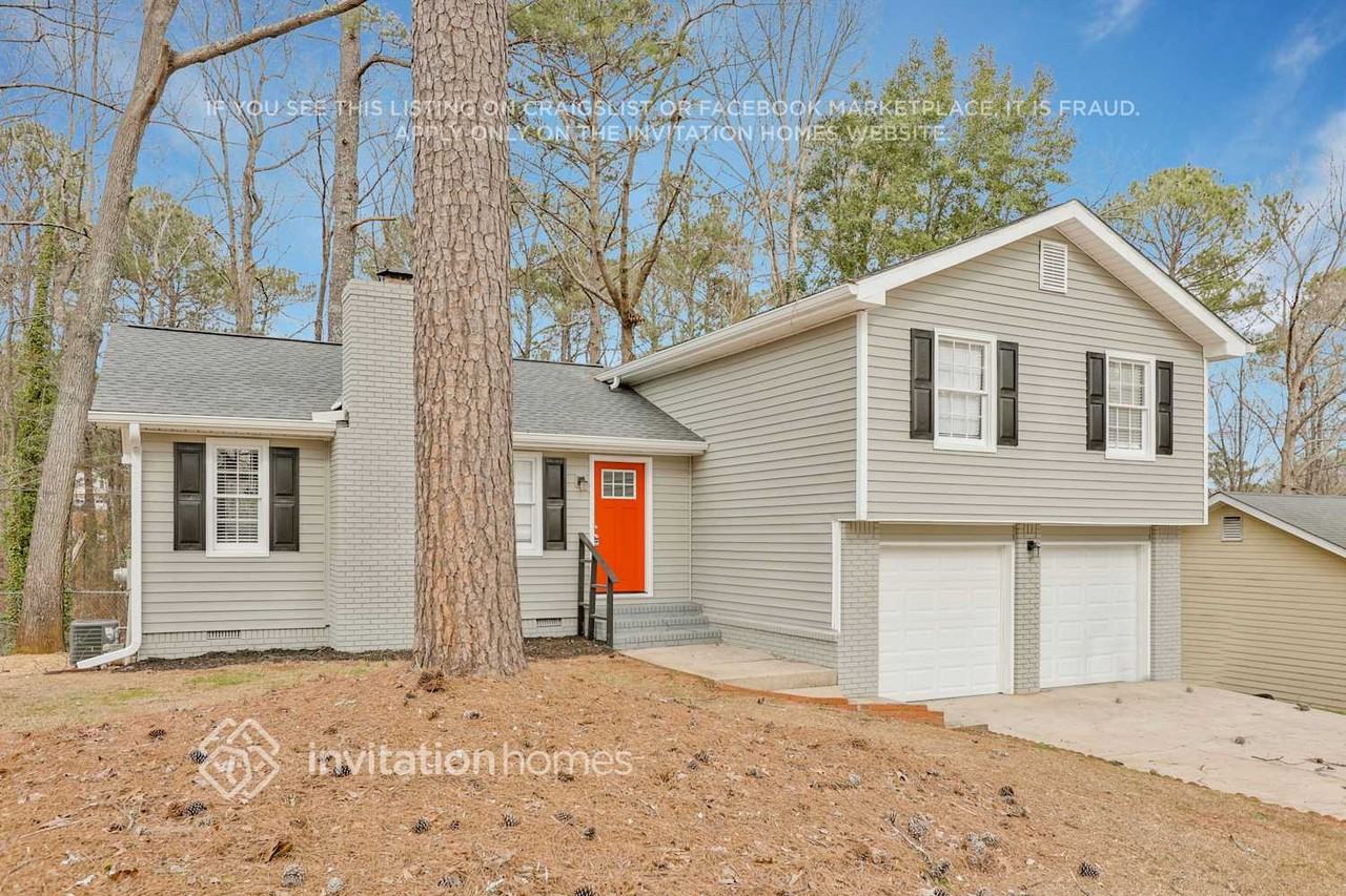 656 Almand Branch Rd Se - Photo 3 of 26