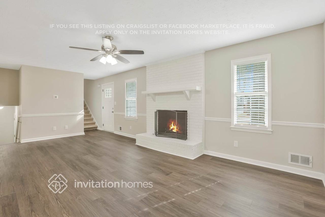 656 Almand Branch Rd Se - Photo 5 of 26
