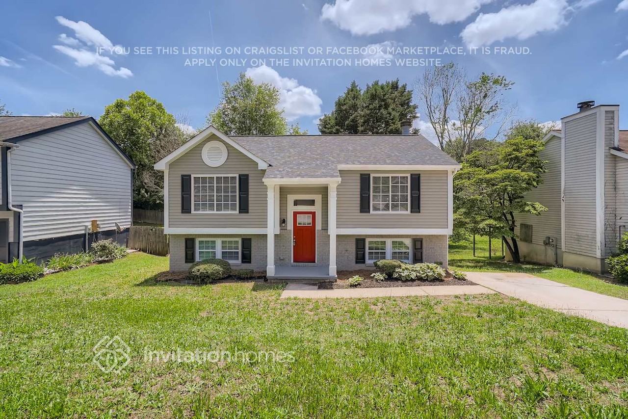 6083 Raintree Bnd - Photo 2 of 25