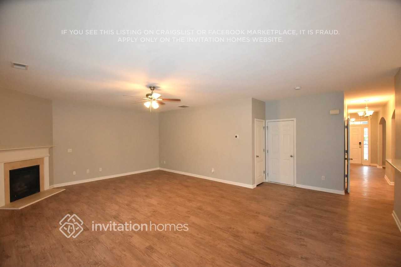 259 Lantana Dr - Photo 2 of 22