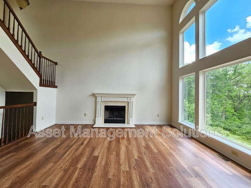 119 Carlton Point Dr - Photo 4 of 33
