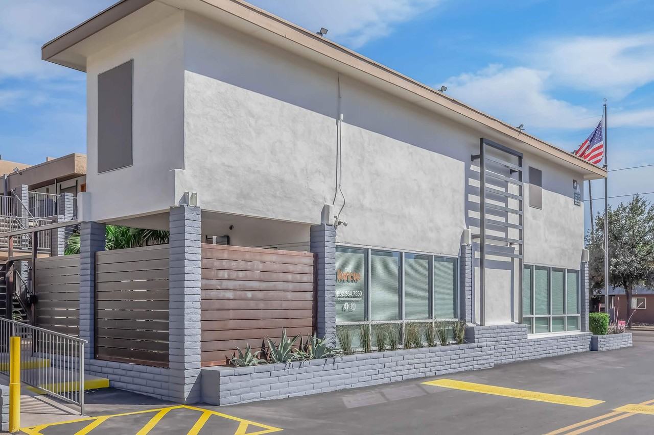 The Loreto Apartments - Photo 4 of 30