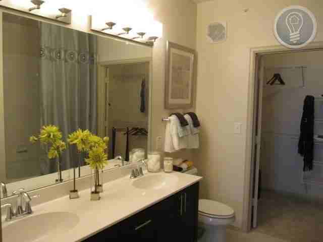 105 Stacy - Photo 2 of 2