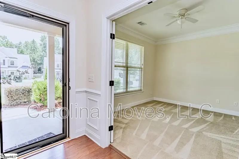 4 Cedarhill Ct - Photo 3 of 26