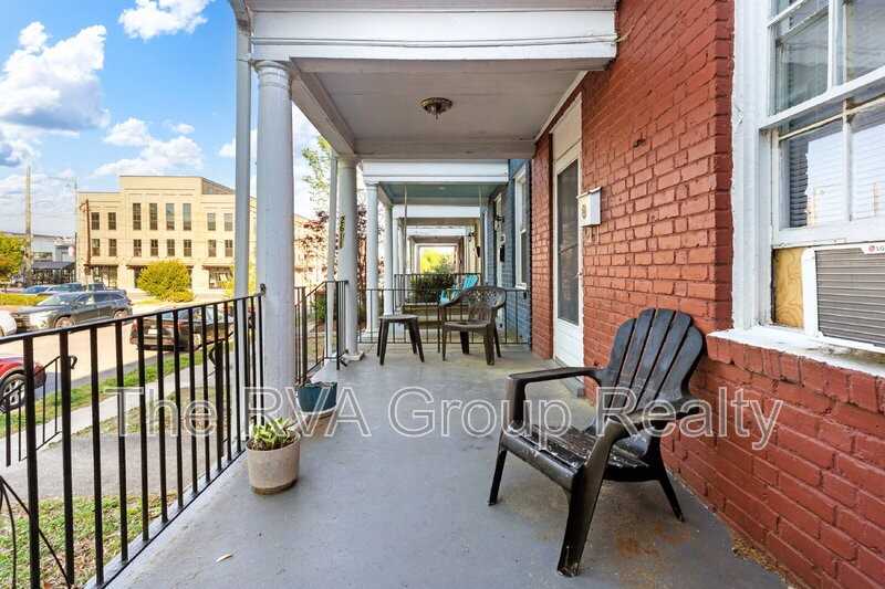 2611 Grayland Ave - Photo 4 of 41