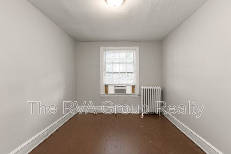 2611 Grayland Ave - Photo 6 of 41