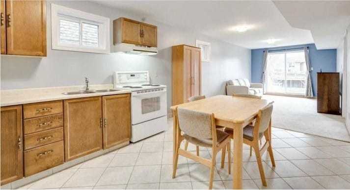 403 Britannia Avenue - Photo 2 of 5