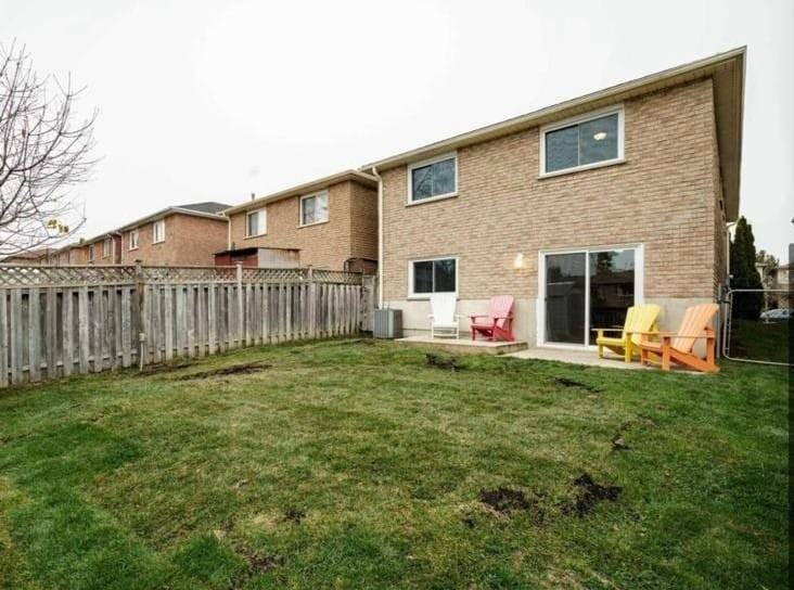 403 Britannia Avenue - Photo 4 of 6