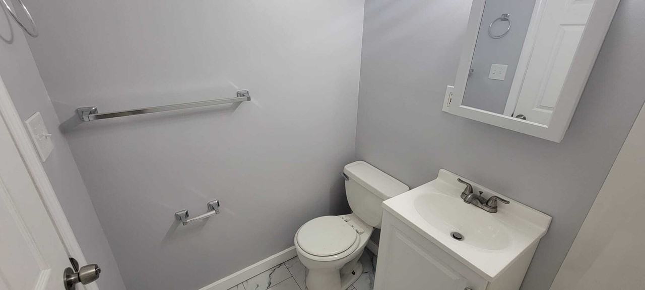175 Fifth St - Photo 4 of 10