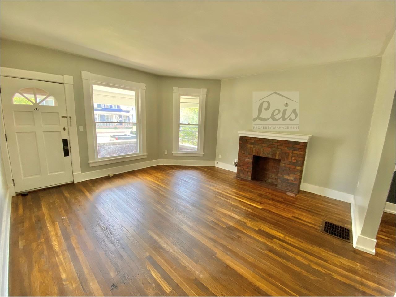 918 West Greene Street - Photo 2 of 20