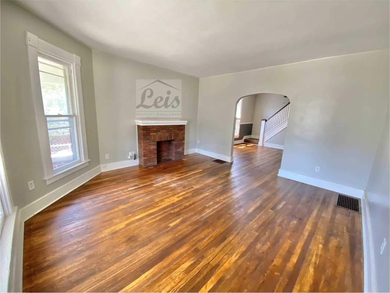 918 West Greene Street - Photo 3 of 20