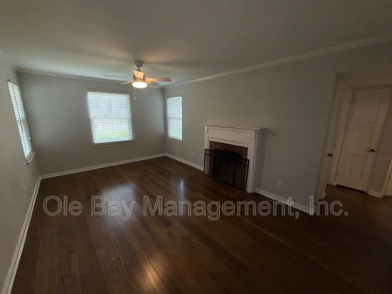 45 Hathaway Rd W - Photo 3 of 9