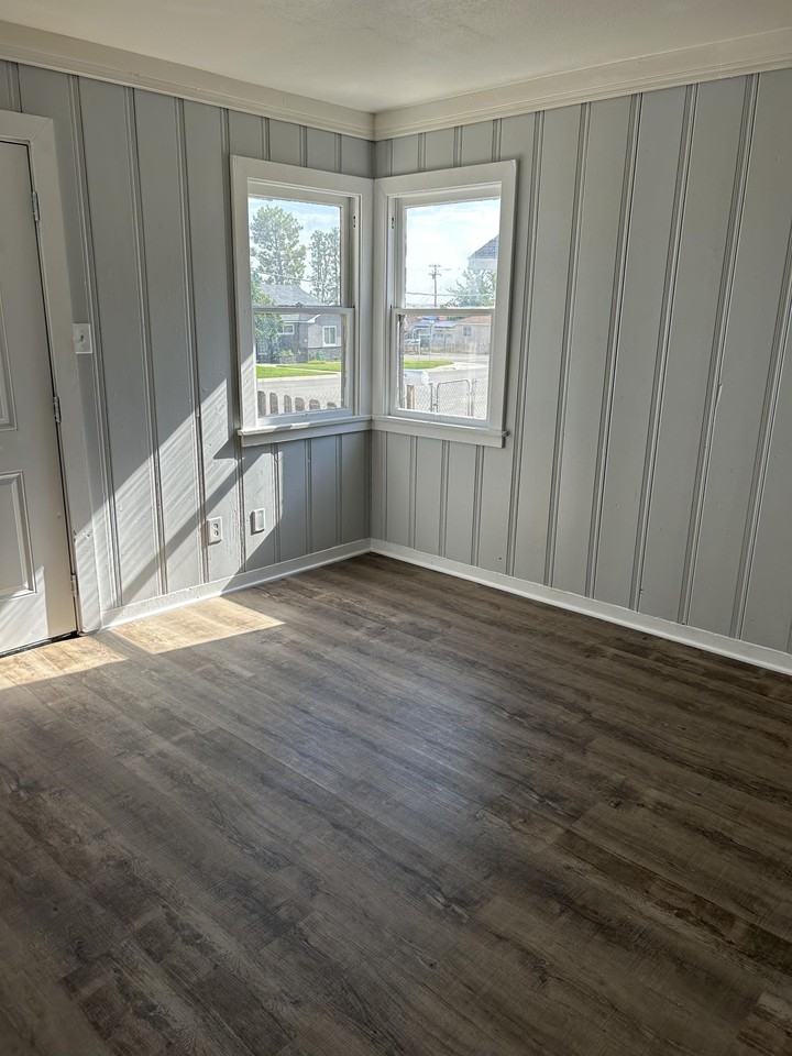 407 A Street - Photo 2 of 23