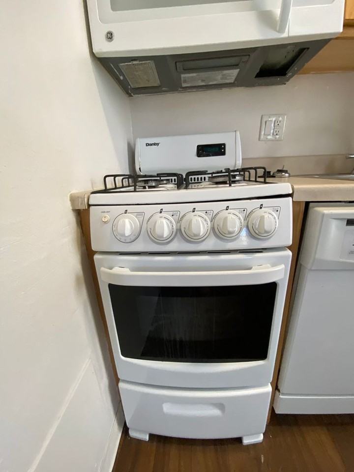 The Cedars Apartments - Photo 3 of 10