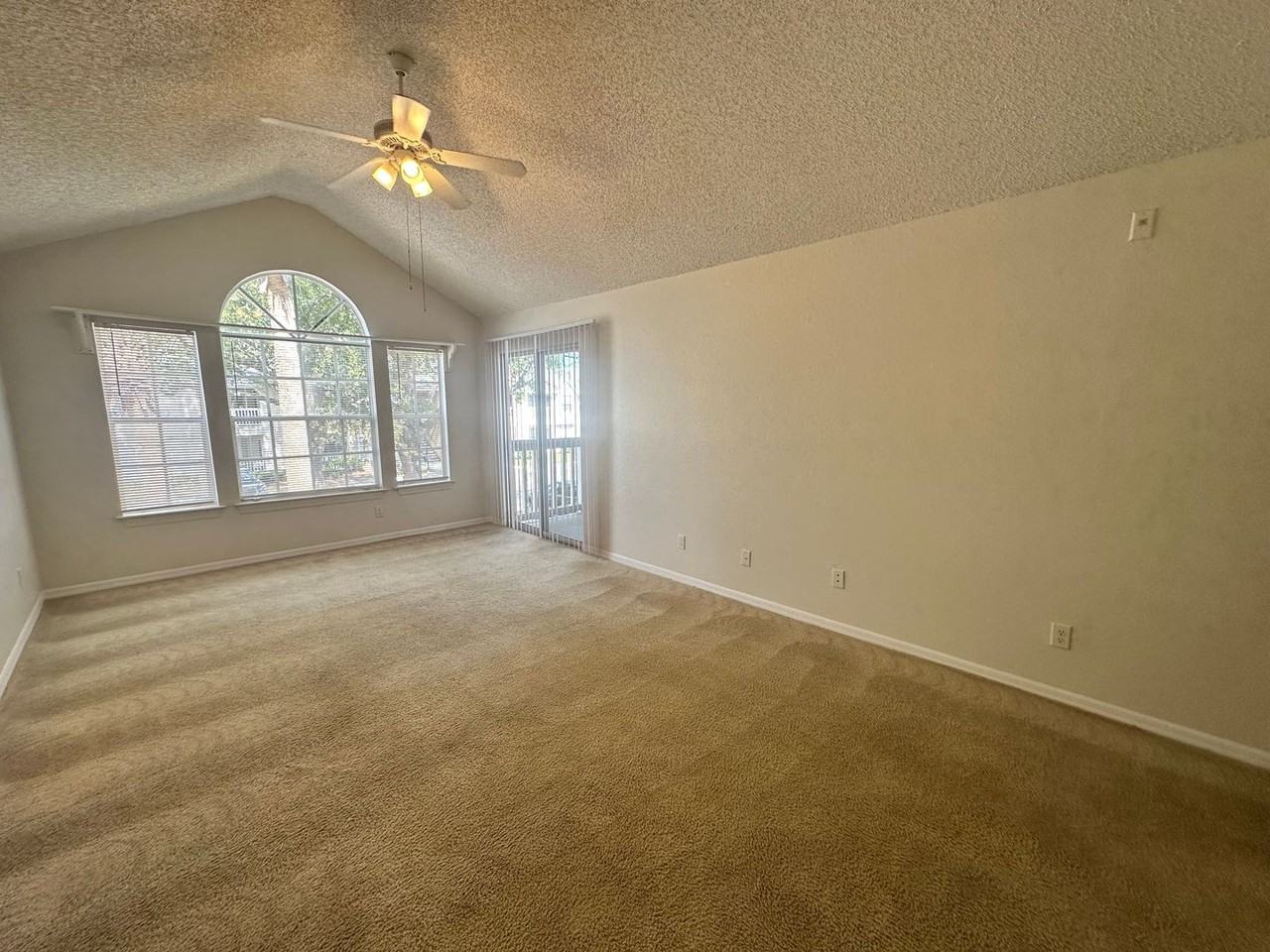 1049 S Hiawassee Rd #3423 - Photo 5 of 16