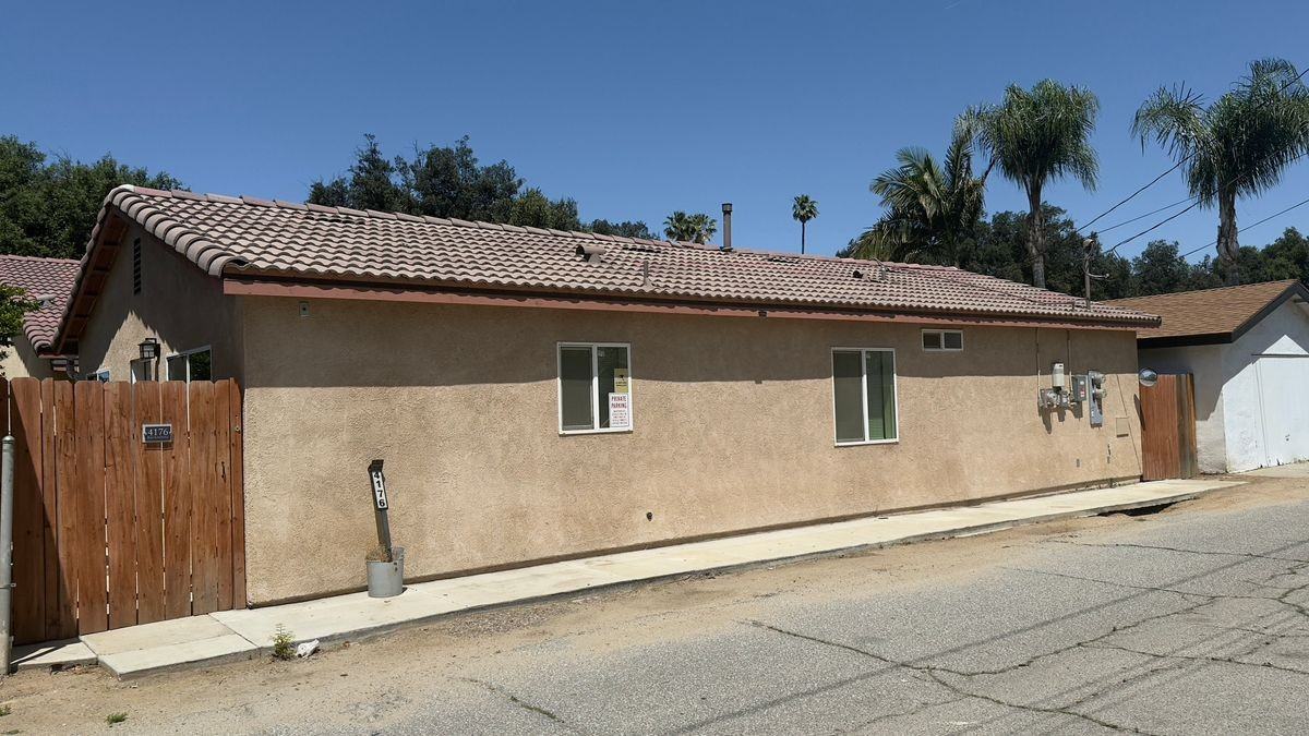 4176 Douglass Ave - Photo 2 of 13