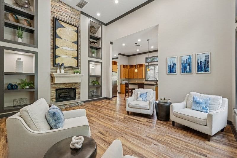 Anderson at Clairmont - Photo 7 of 29