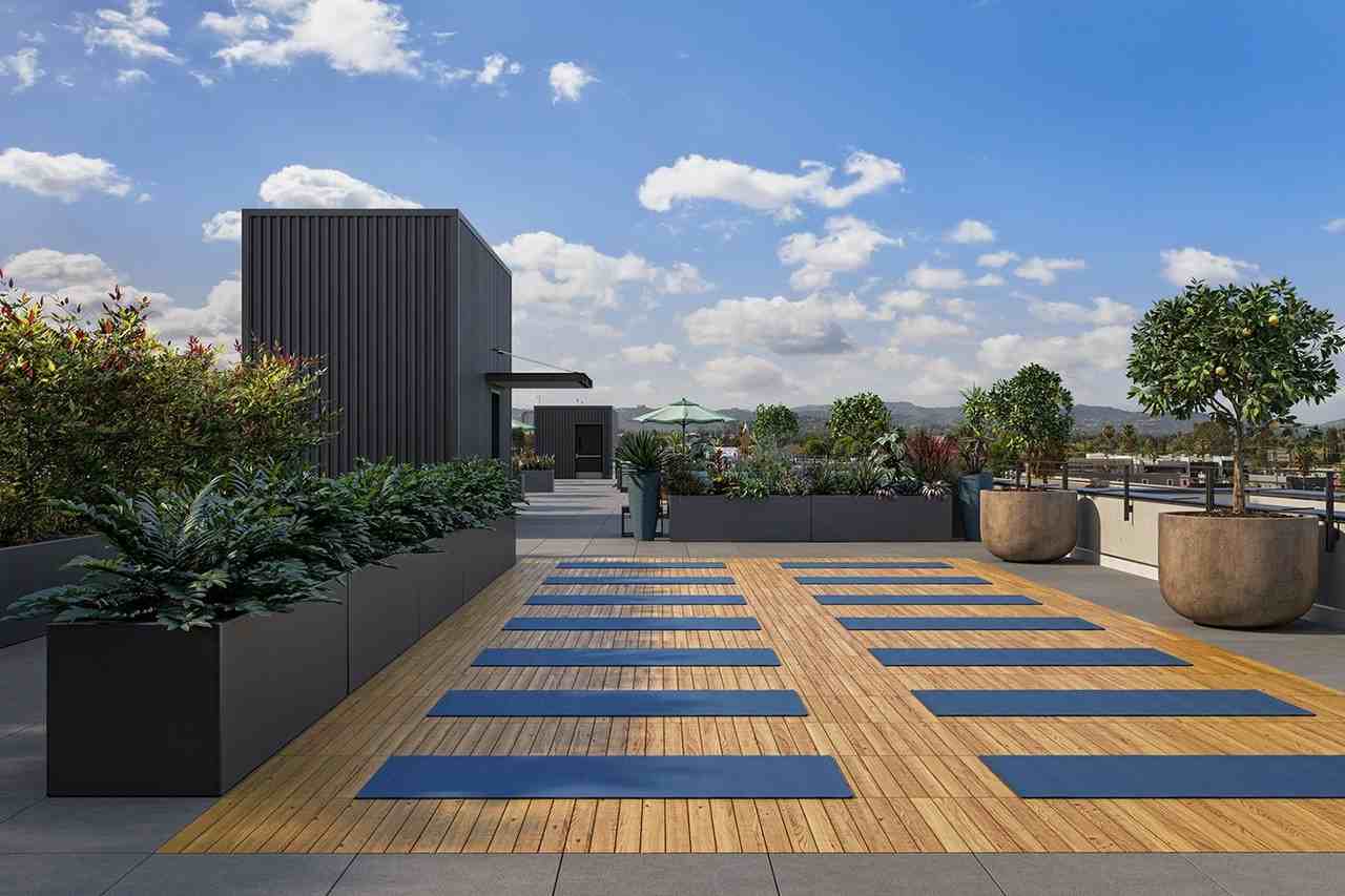 PENDANT on Topanga - Photo 7 of 34