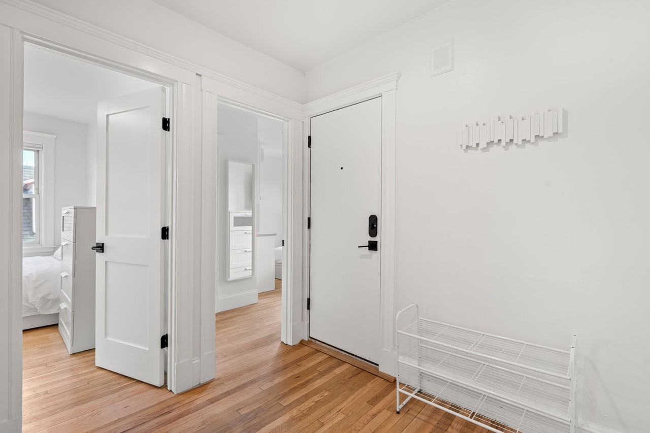 19 Downer Ave #3 - Photo 5 of 15