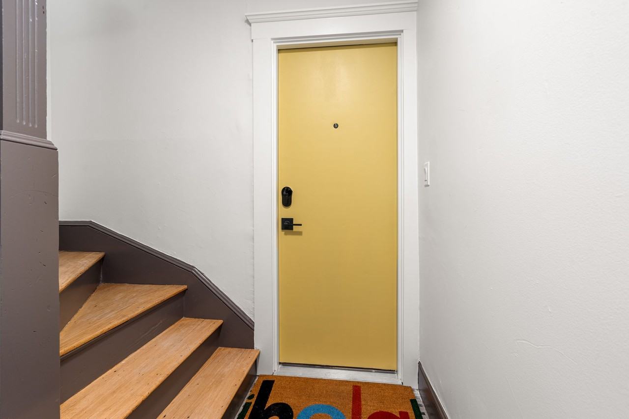 19 Downer Ave #1 - Photo 6 of 11