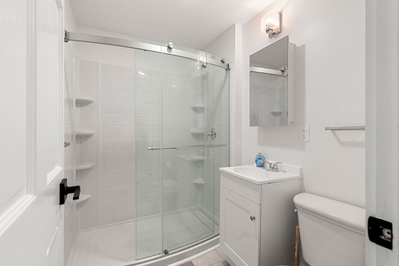 19 Downer Ave #1 - Photo 3 of 11