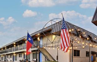 featured image of 210 Duckworth St #8