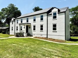 featured image of 404 19th St E #4