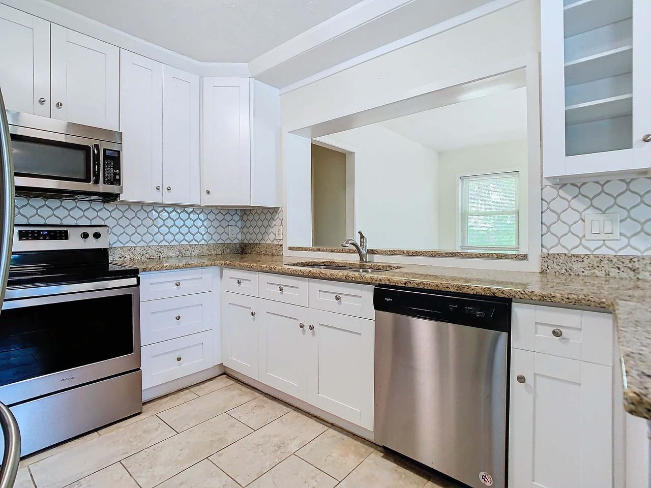 2701 S Manhattan Ave #NA - Photo 6 of 21