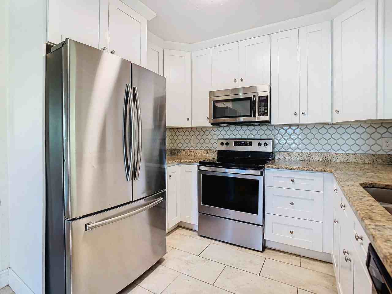 2701 S Manhattan Ave #NA - Photo 7 of 21