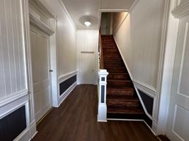 featured image of 210 E Ogeechee St