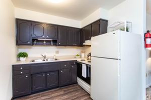 featured image of 680 Riverview Dr