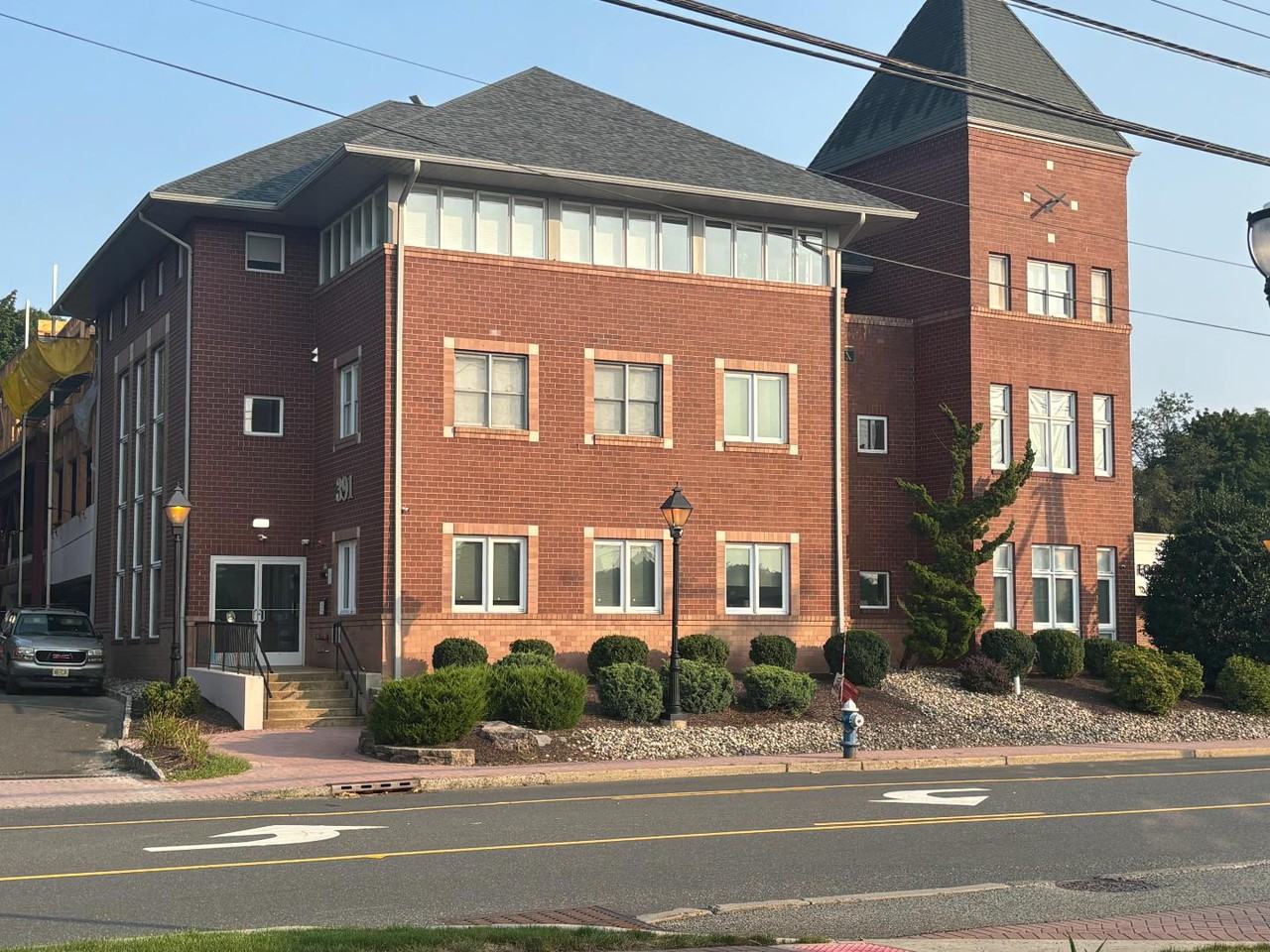 391 Springfield Avenue - Photo 7 of 41