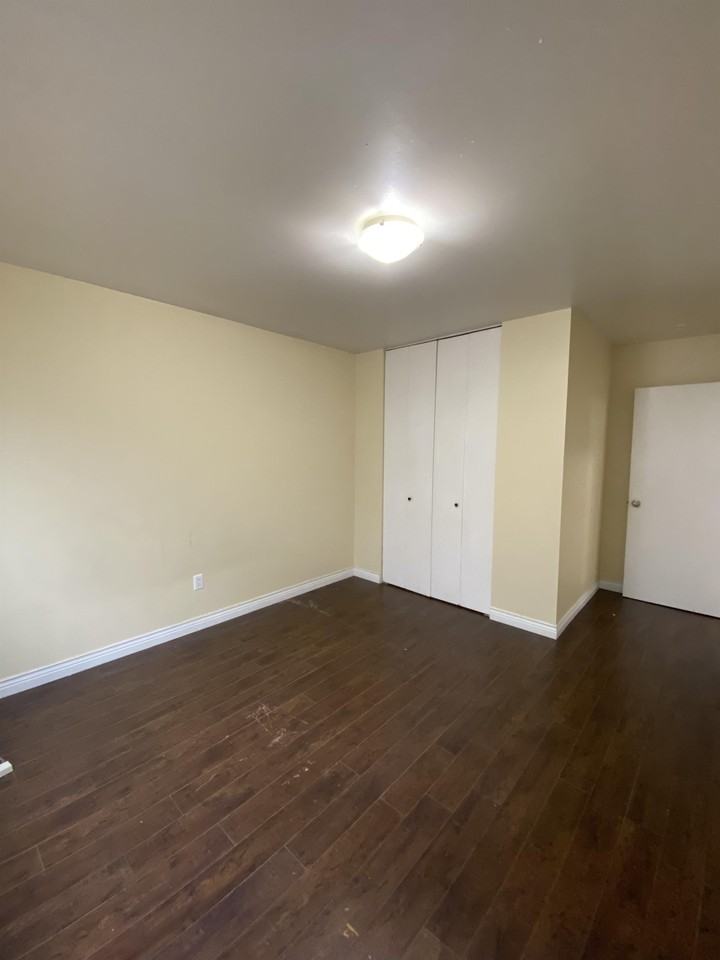 60 Kendra St #4 - Photo 4 of 8