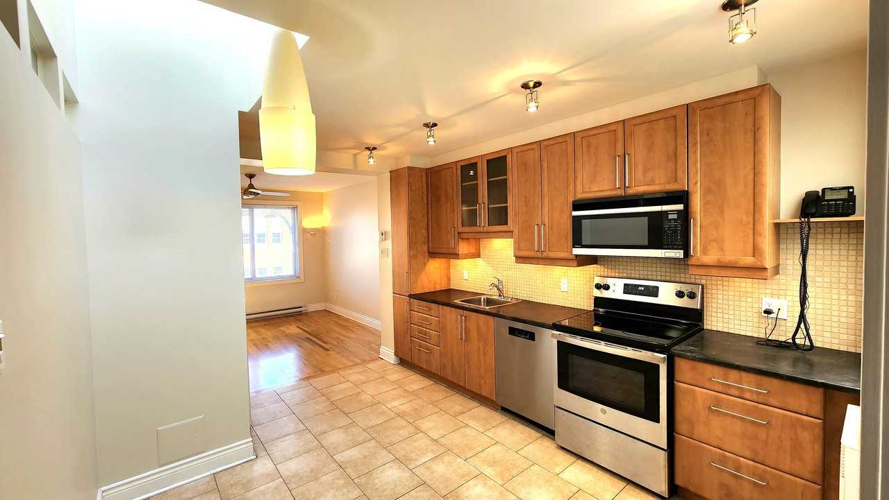 2080 Rue Atateken - Photo 3 of 23