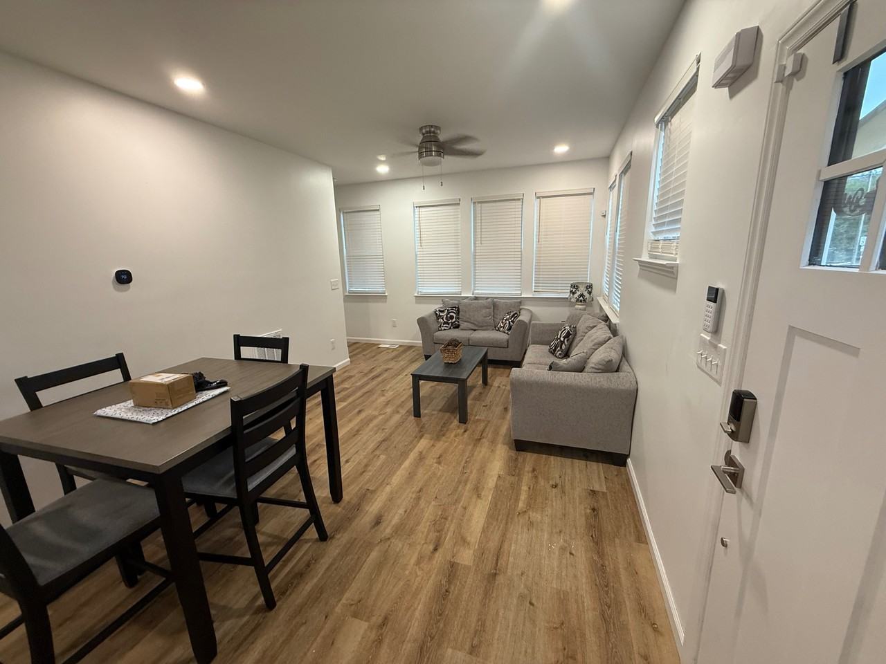 1101 S Alston Ave - Photo 4 of 33