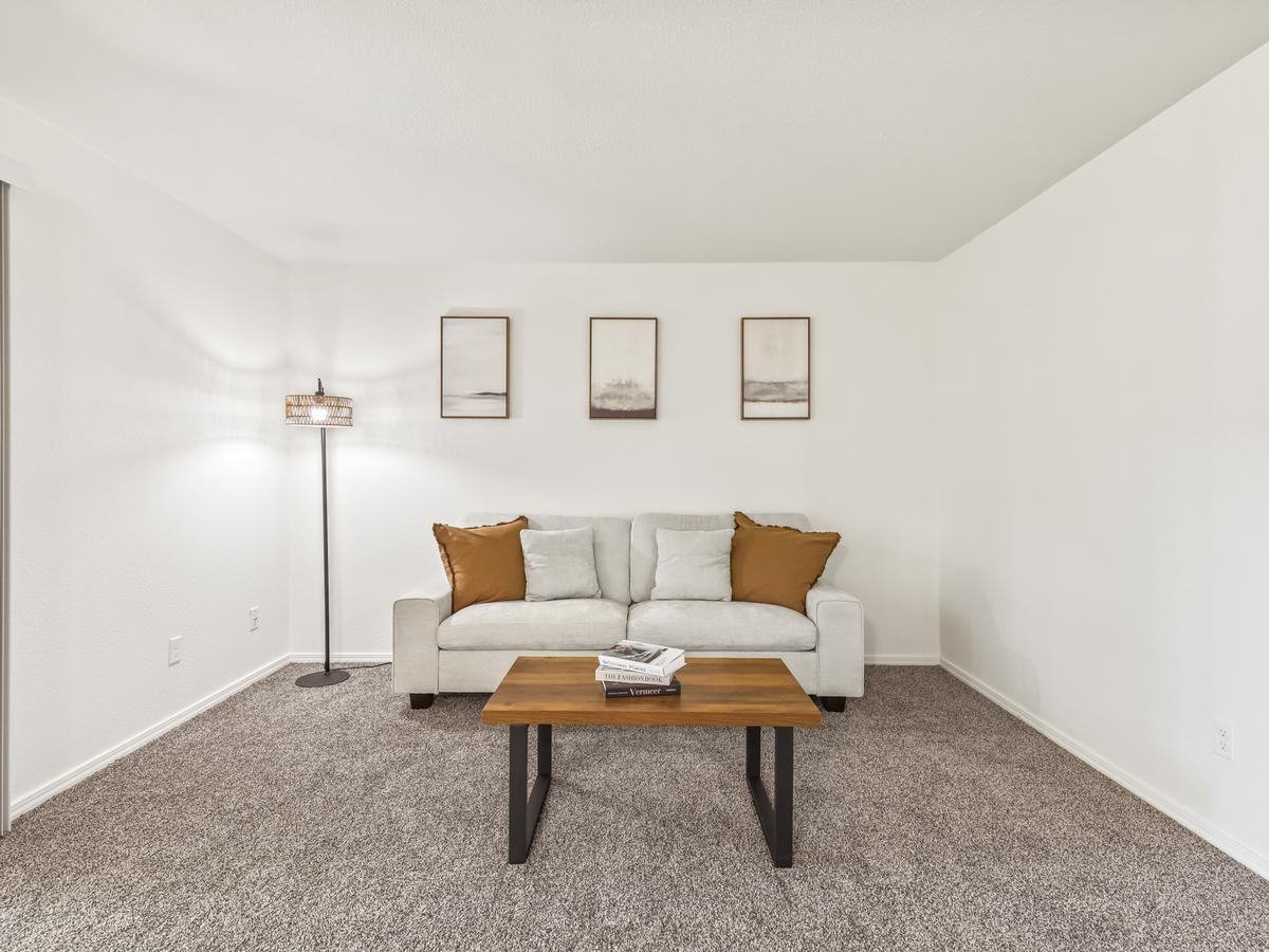 2508 Ne 138th Ave - Photo 5 of 29