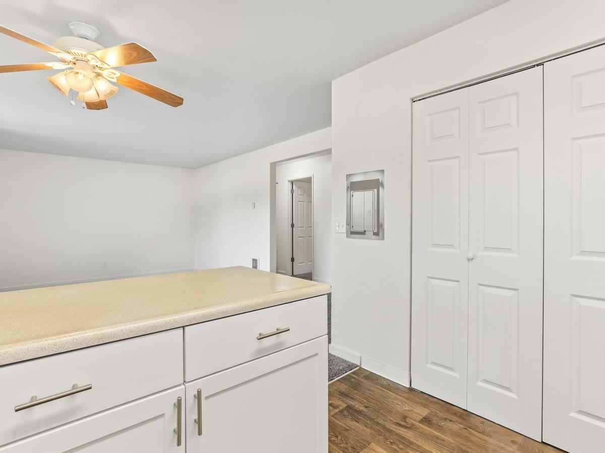 2508 Ne 138th Ave - Photo 5 of 26