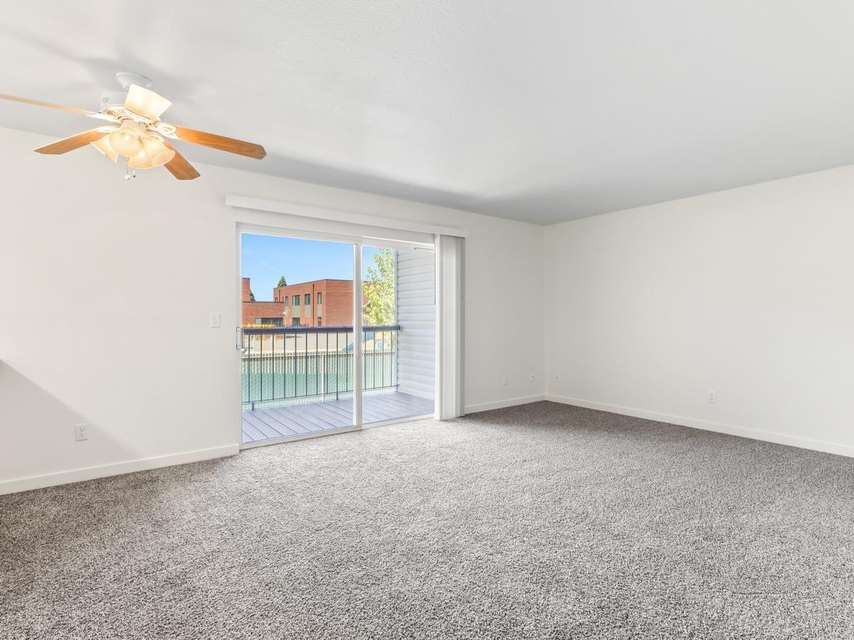 2508 Ne 138th Ave - Photo 2 of 26