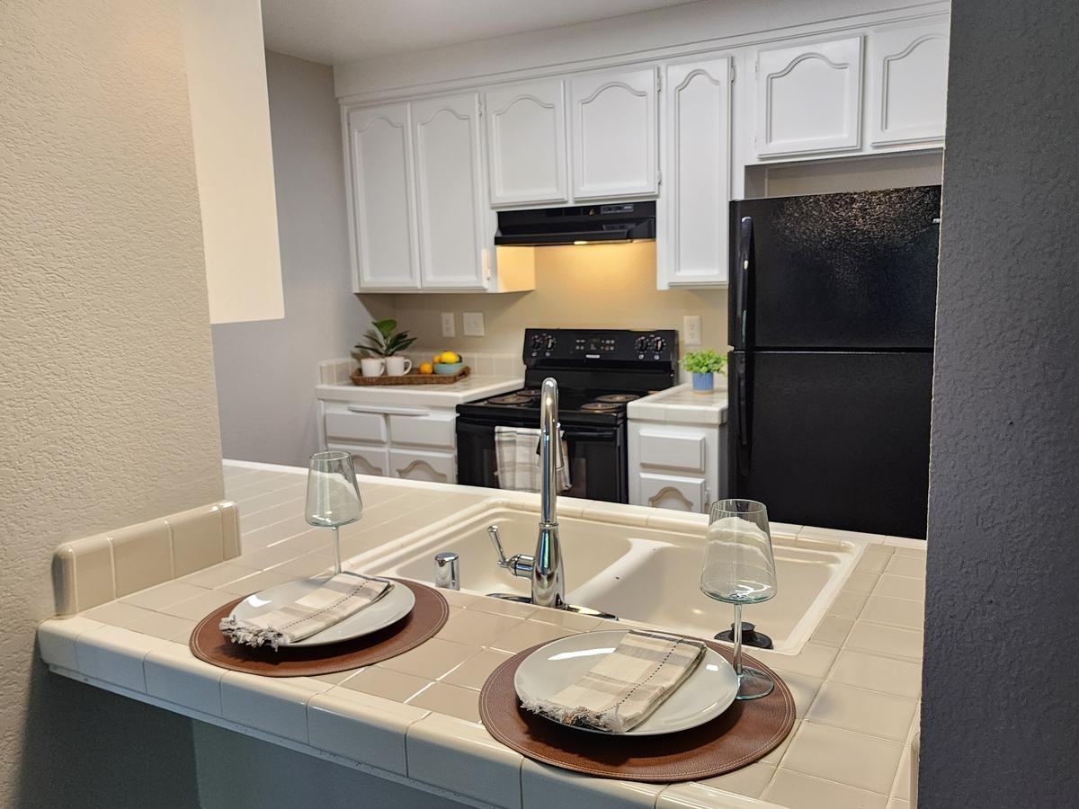 2777 Eaton Rd - Photo 4 of 12