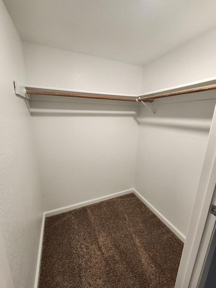 2777 Eaton Rd - Photo 6 of 12